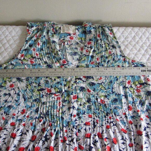 6 of 52 CONVERSATIONS by ANTHROPOLOGIE Floral Print Sleeveless Blouse – Small - Picture 4 of 6